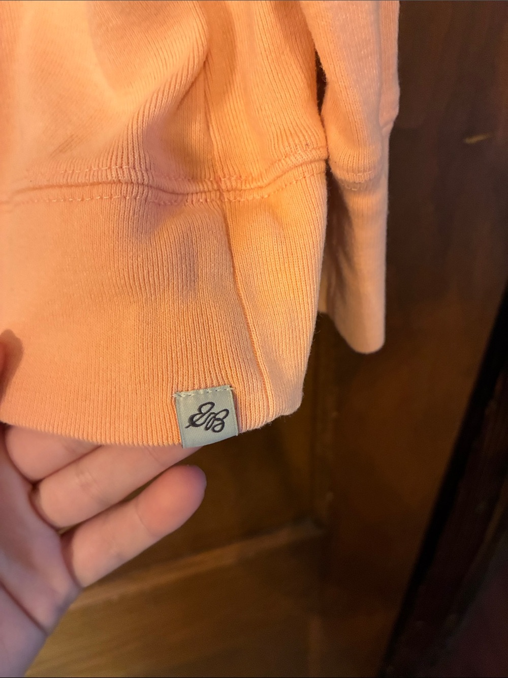 Eddie Bauer ombré crew neck - Picture 4 of 6